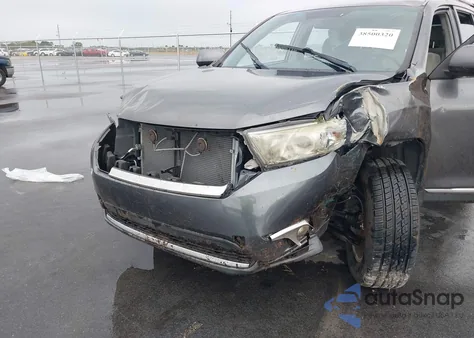 2011 Toyota Highlander Base V6 из США, поврежденный, VIN 5TDZK3EH9BS027649
